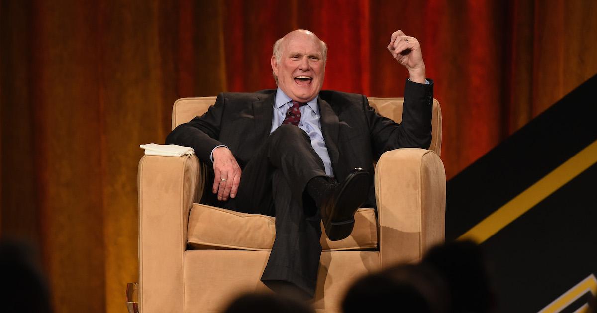 NFL legend Terry Bradshaw reveals cancer battles, working his way