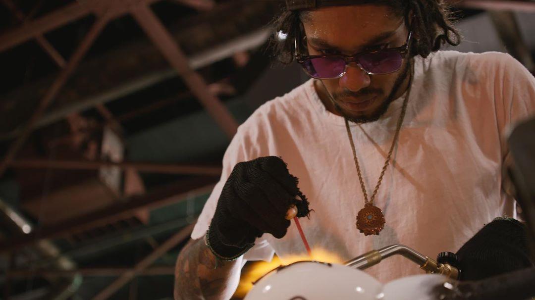 Meet the Jewish Glassblower Competing on Netflix's 'Blown Away