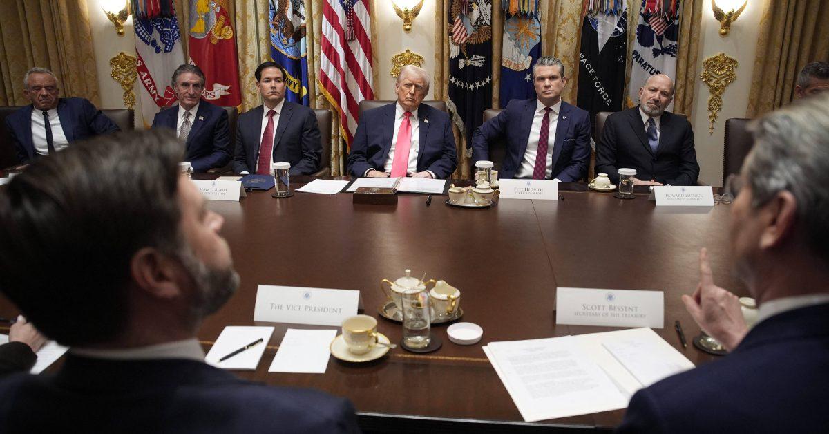 Pete Hegseth's name card with a spelling error.