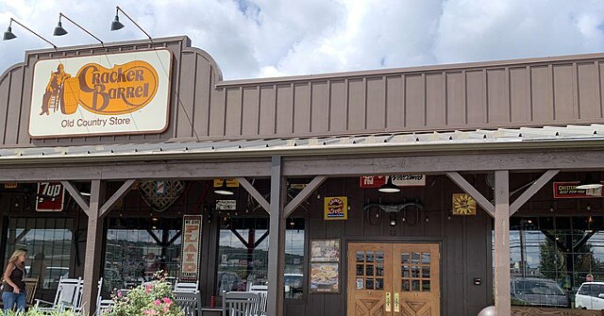 What Is Cracker Barrel's New Dining Rule? 