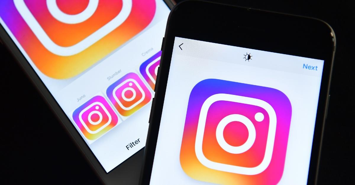 how to add pronouns to instagram