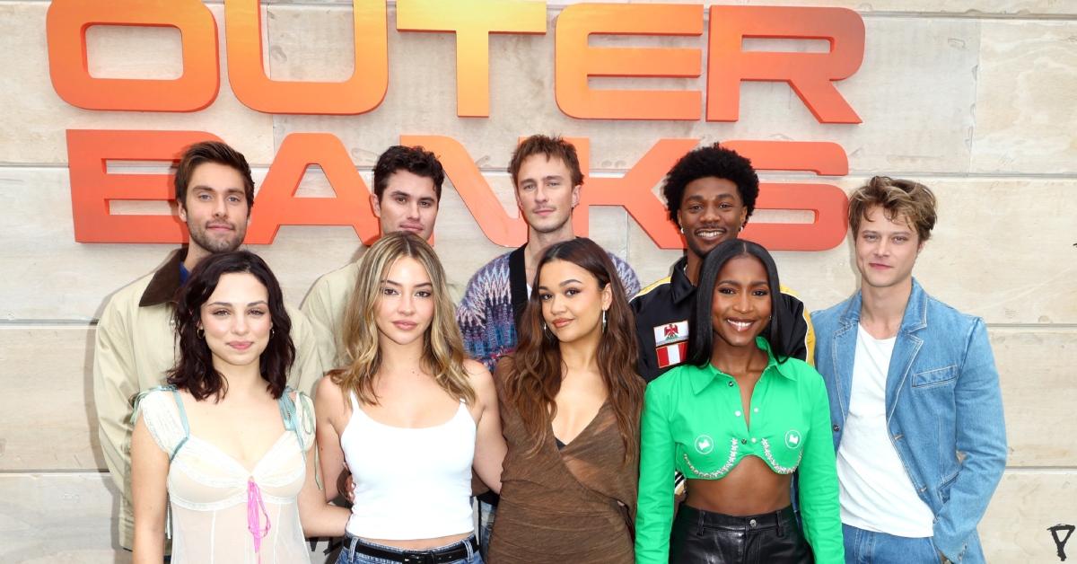 The main cast of 'Outer Banks'