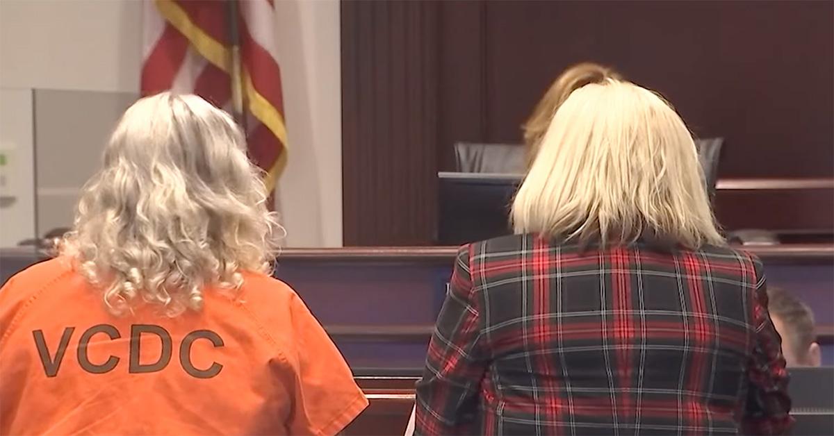 Tammy Lynn Sytch next to her attorney in court. 