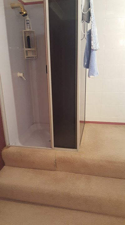 Terrible Bathroom Designs That Should, Shower Door Vs Curtain Reddit