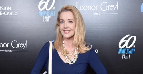 why is nikki wearing a wig on the young and the restless