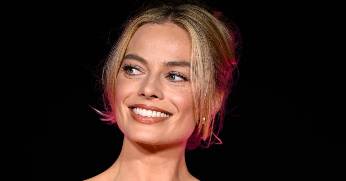 What Are the Margot Robbie Dating Memes? They're Going Viral