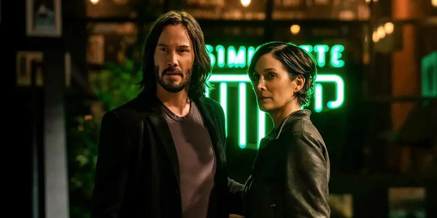 Keanu Reeves as Neo and Carrie-Anne Moss as Trinity in 'The Matrix Resurrections'