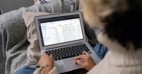 this-startup-wants-to-spotlight-a-small-business-in-times-square-will-it-be-yours