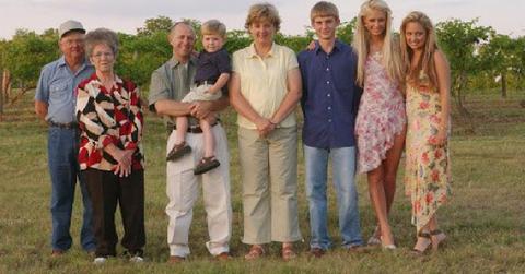 (l-r): The Leding Family with Paris