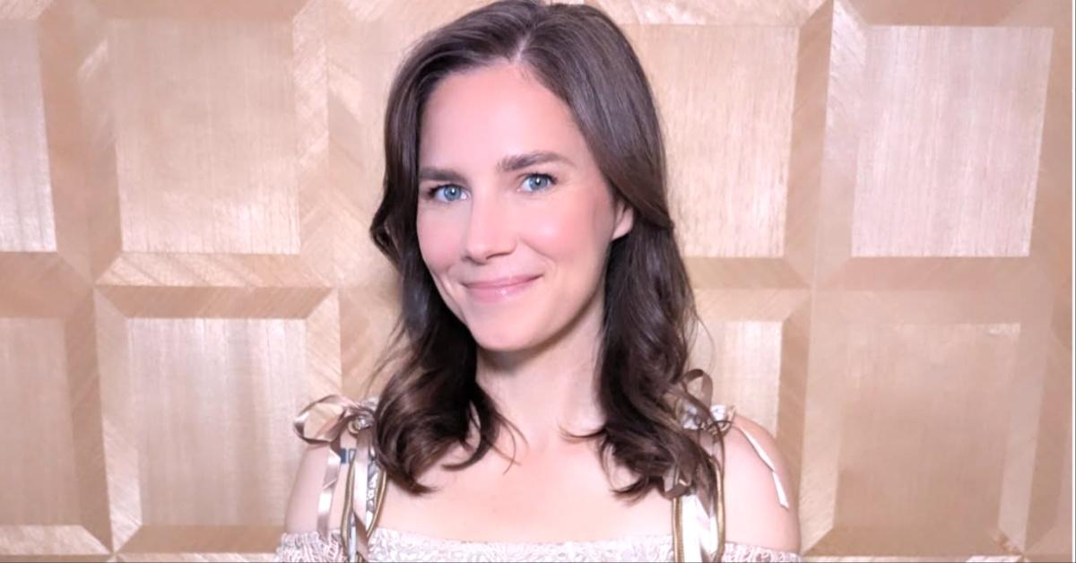 Amanda Knox shares a picture on Instagram. 