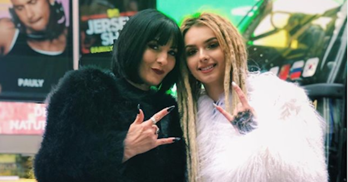 Photo of Zhavia Ward  & her Mother  Bobbi Jo Black