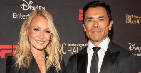 Why Kelly Ripa Cut Her Kids out of Their Christmas Card This Year
