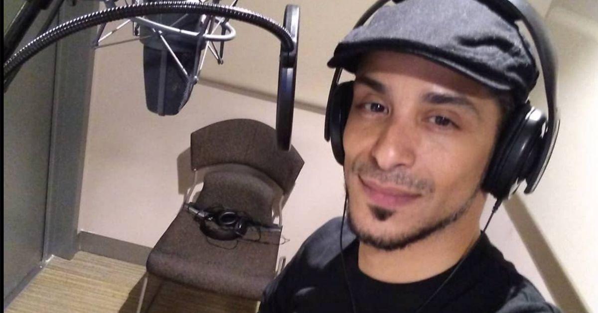 Mario Vazquez takes a selfie in a recording studio