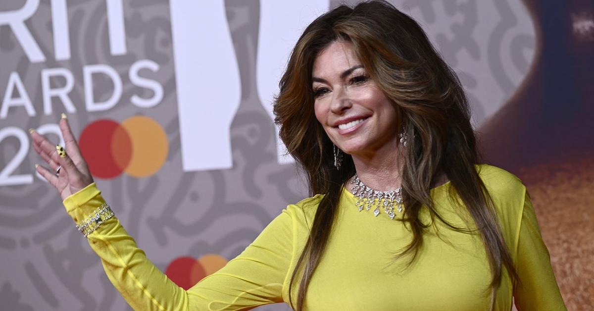 People Were Caught on Camera Leaving a Shania Twain Concert En Masse