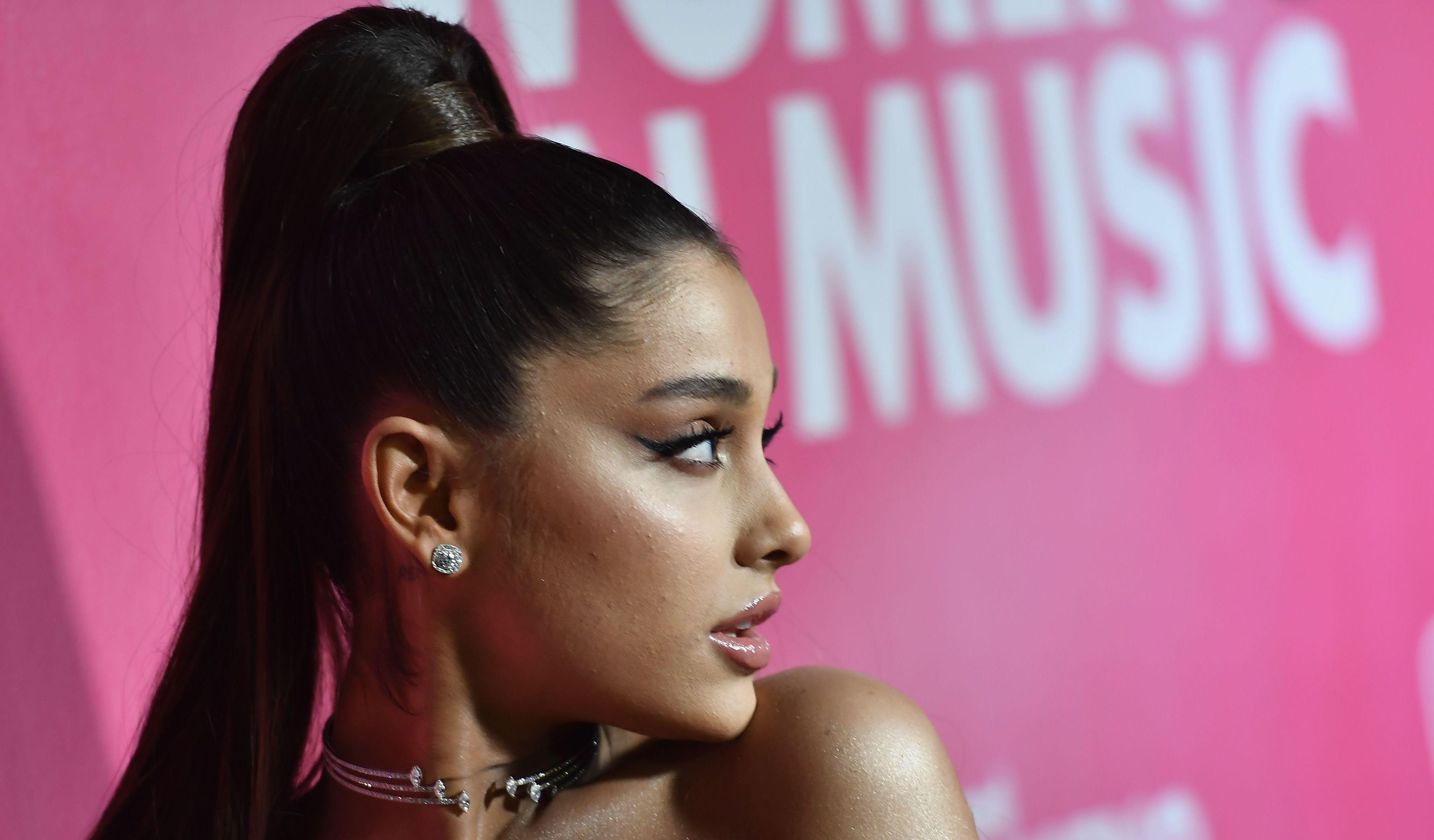 Ariana Grande Just Gave Us A Look At Her Natural Hair After