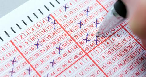 1-lottery-winner-1561387764664.jpg