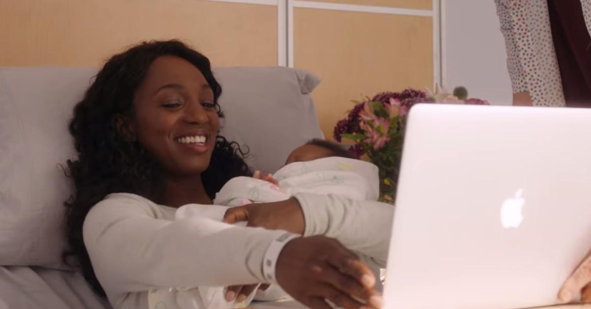 Sloane (Enuka Okuma) and her newborn baby boy 