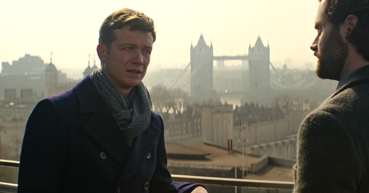 Ed Speleers as Rhys Montrose in Season 4 of 'You'