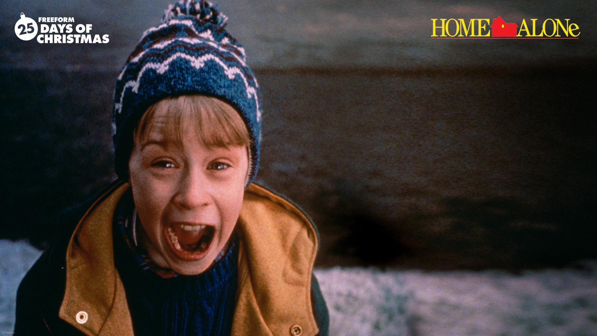 The Best Christmas Zoom Backgrounds to Get You in the Holiday Spirit