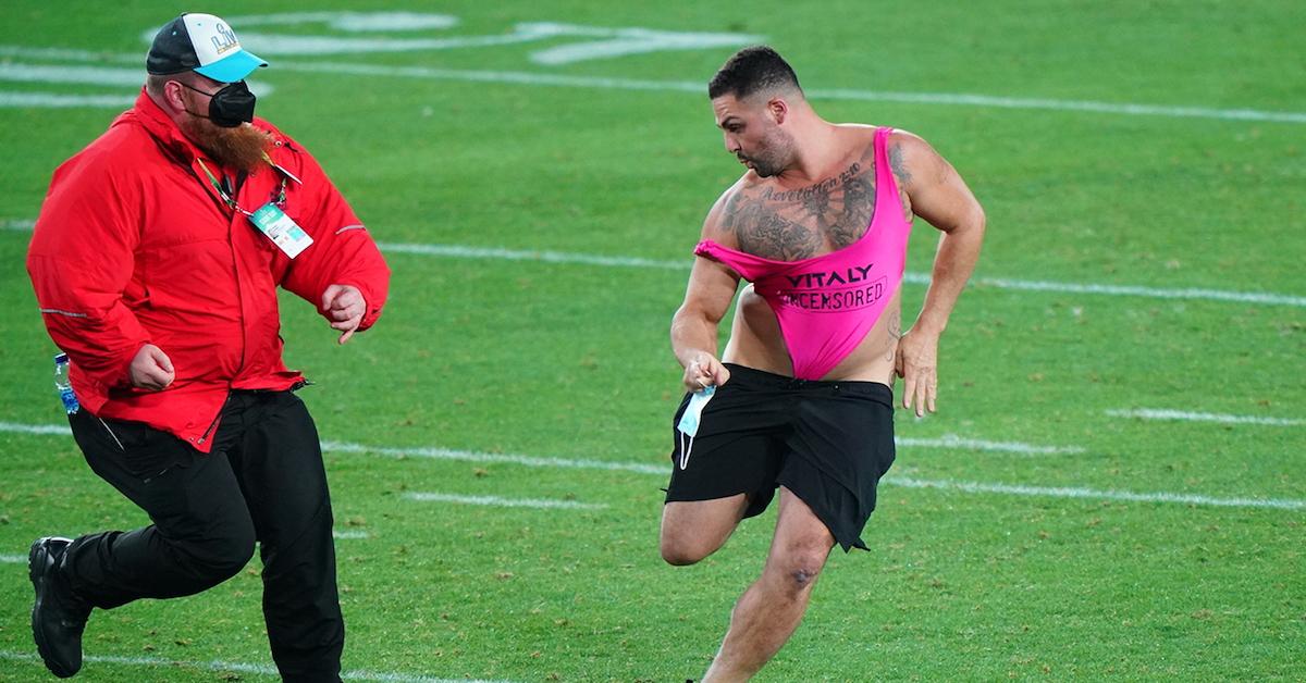 What Happens to Streakers at the Super Bowl? Details