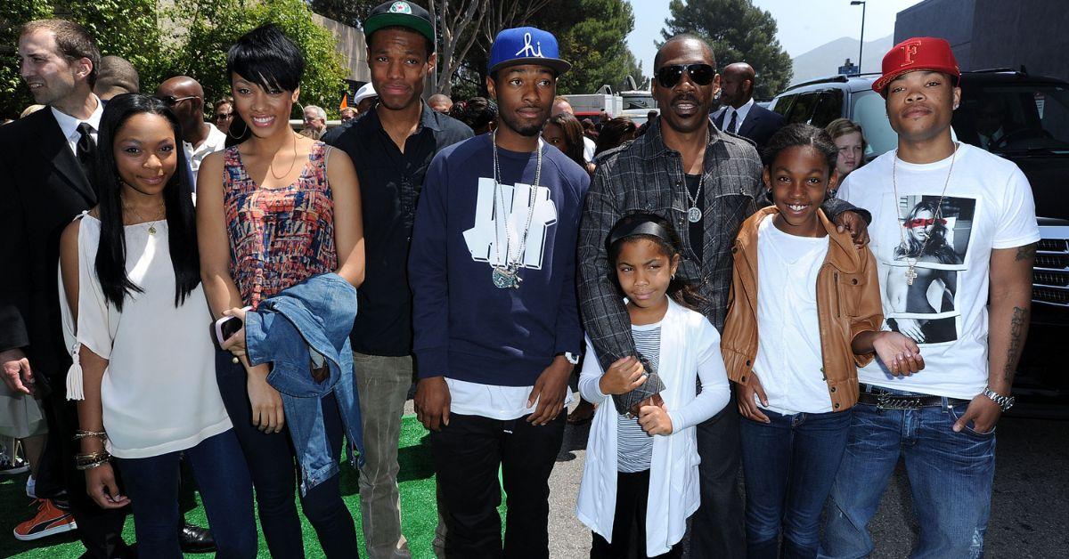 (l-r): Shayne Murphy, Bria Murphy, Myles Murphy, Christian Murphy, Bella Murphy, Eddie Murphy, Zola Murphy and Eric Murphy on the red carpet in 2010.