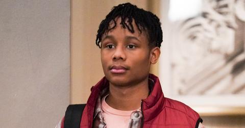 Travis Wolfe Jr. as Dele in 'Bob Hearts Abishola'