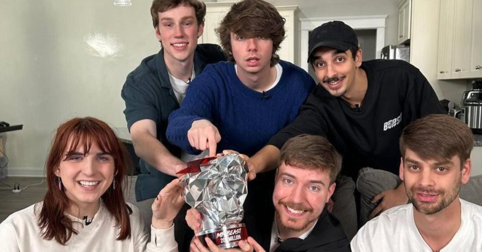 Ava, mr beast and friends