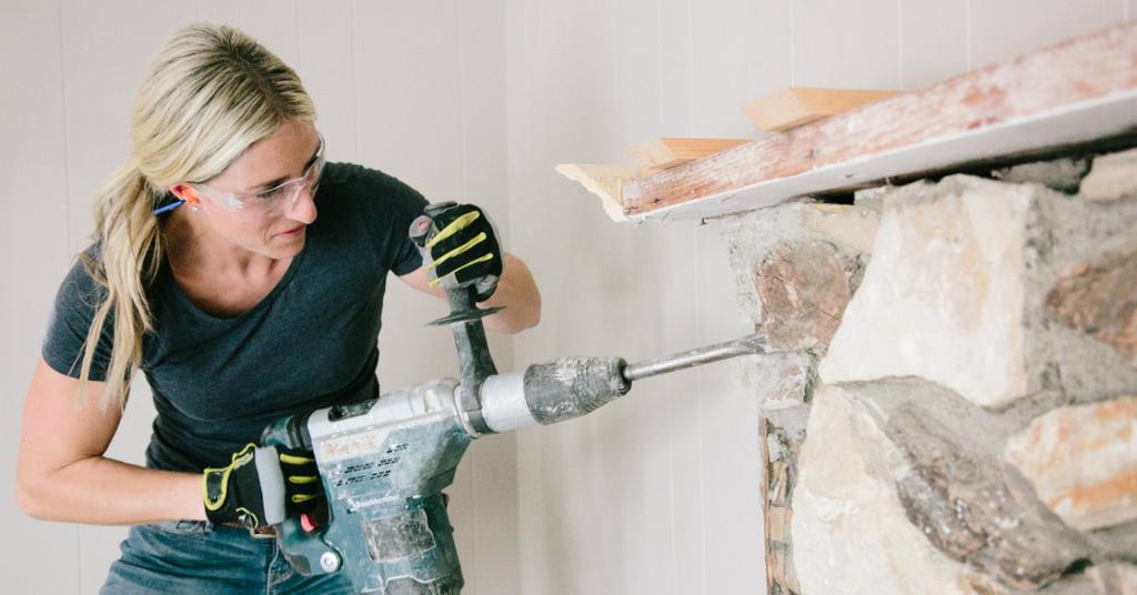 Jasmine Roth on HGTV Meet the Host of ‘Help! I Wrecked My House’