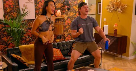 Xanthi Perdikomatis, Brett Robinson