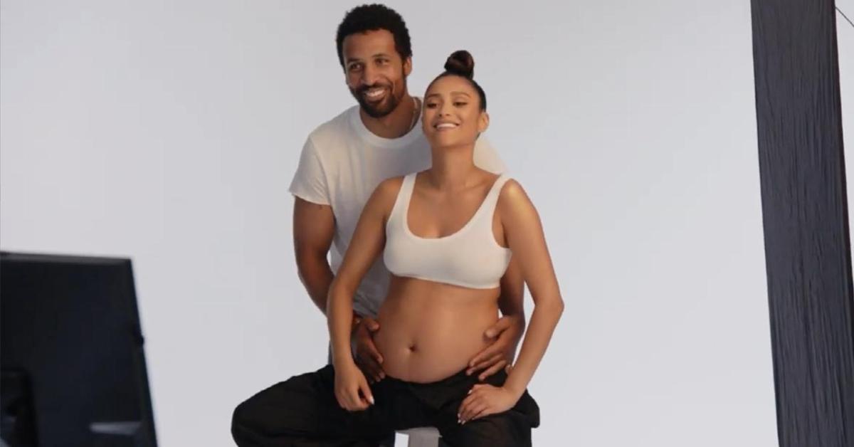 shay-mitchell-pregnant-baby-daddy-1561824462583.jpg