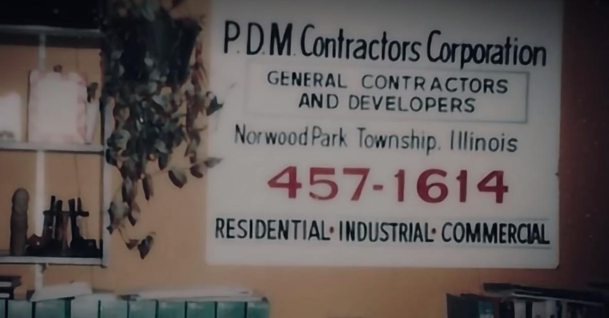PDM Contractors sign in John Wayne Gacy's house