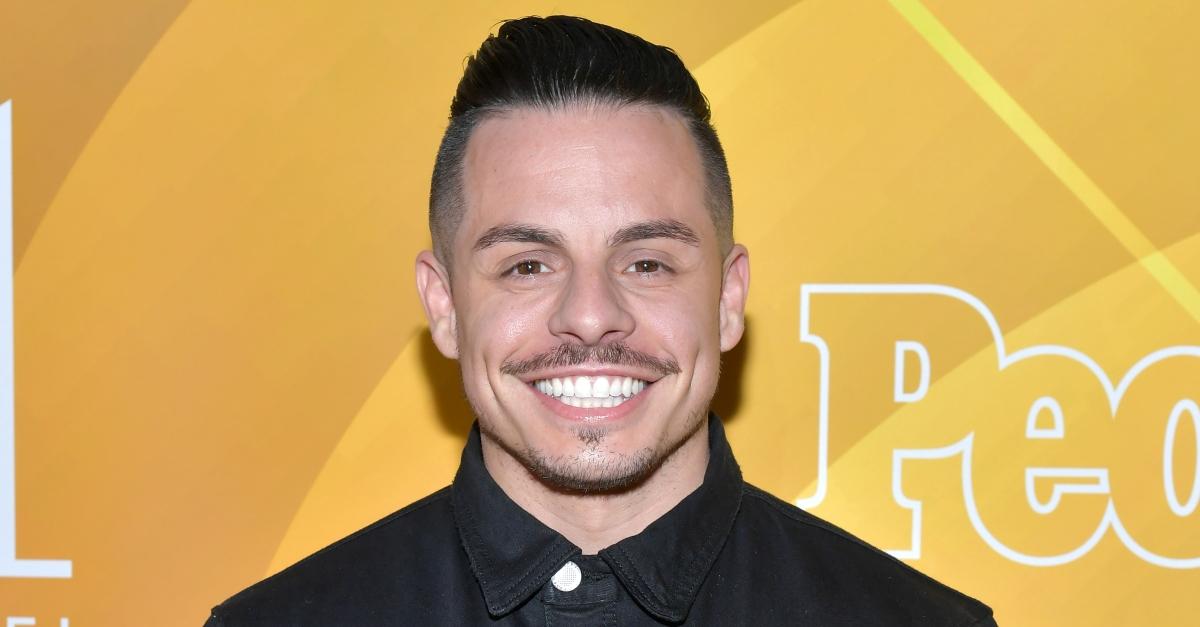 Casper Smart smiling at People En Espanol's "Los 50 Más Bellos" Celebration at 1 Hotel West Hollywood on May 23, 2019 in West Hollywood, California. 