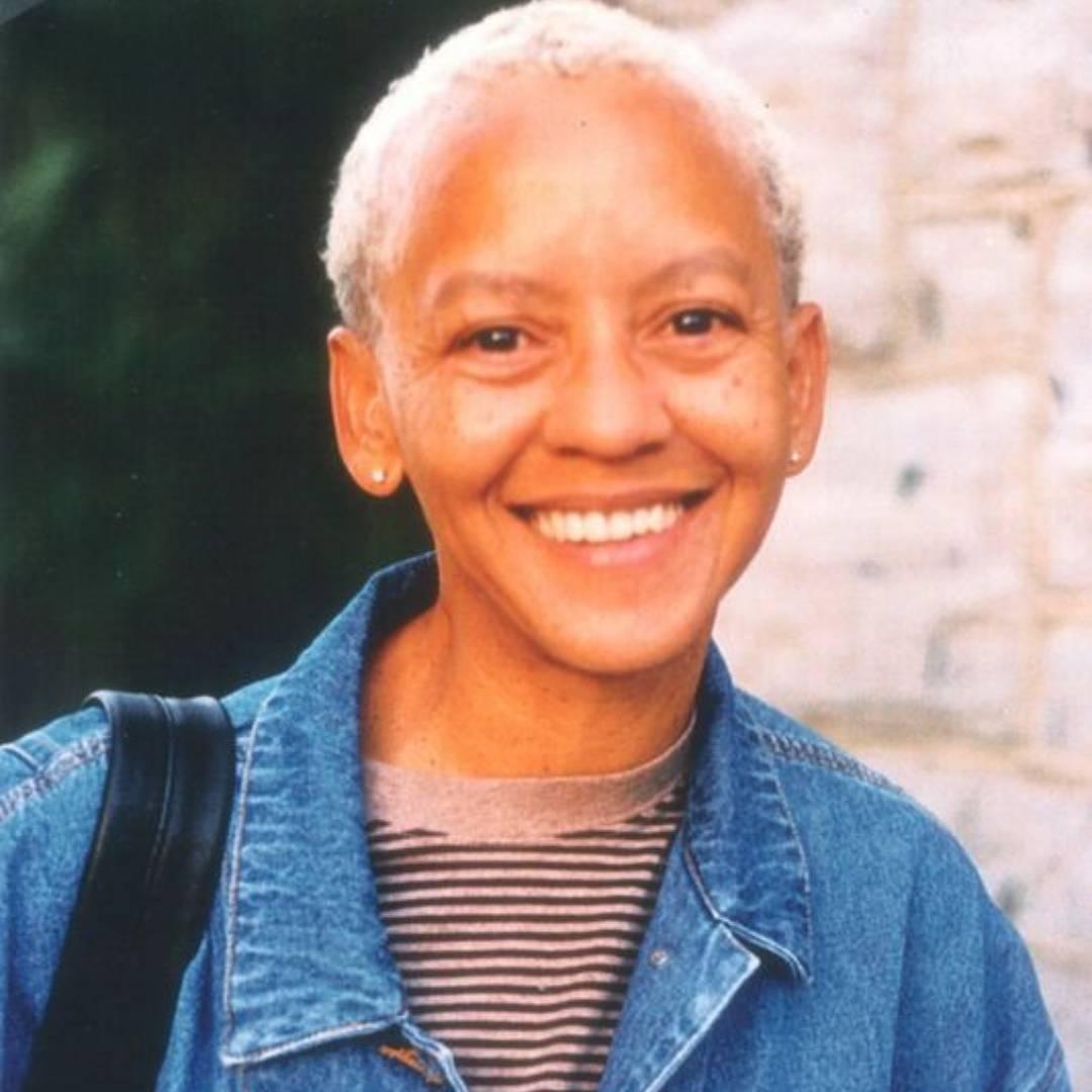 Nikki Giovanni smiling