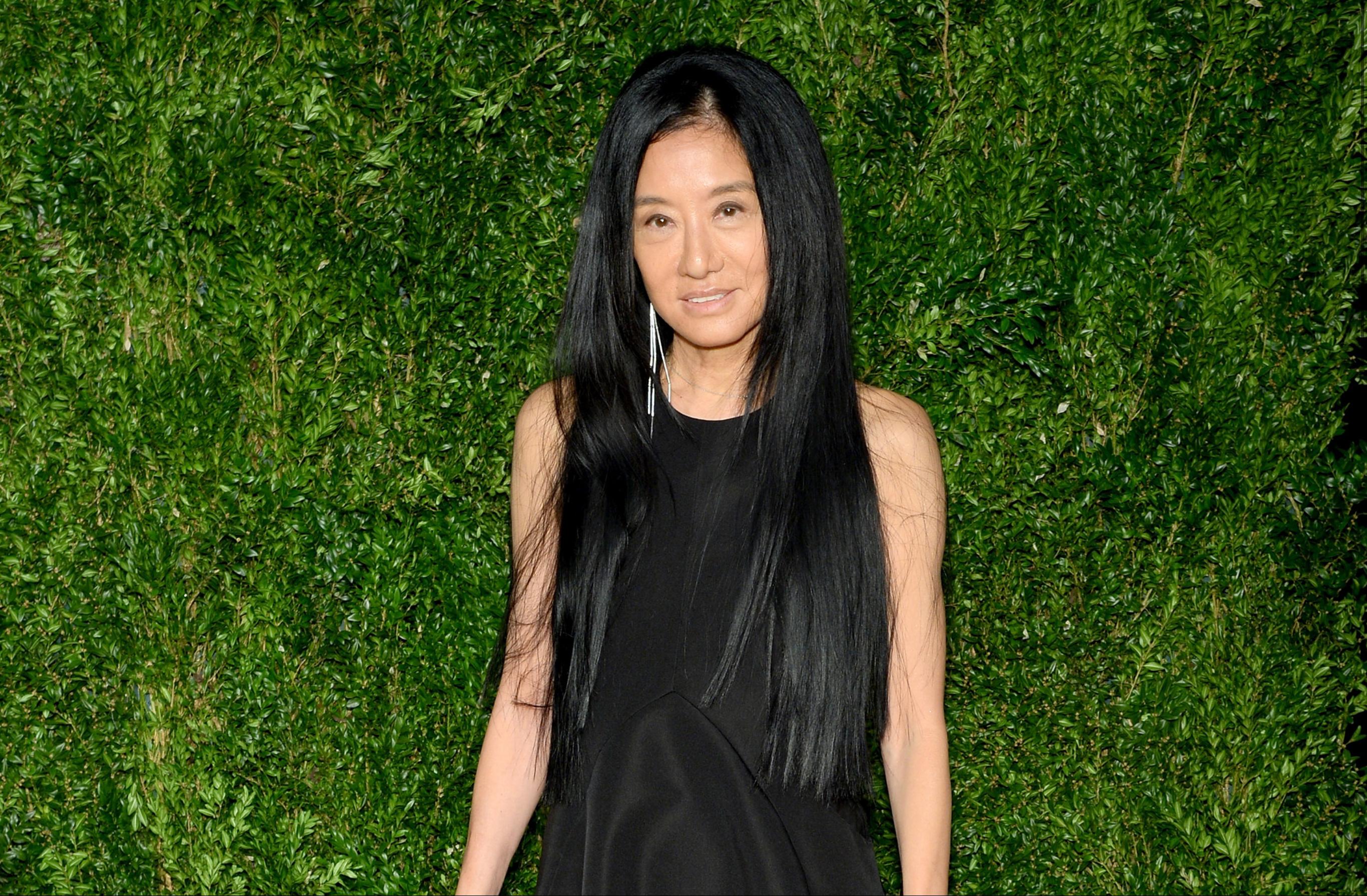 Vera Wang and her daughters look like sisters! What's her secret?