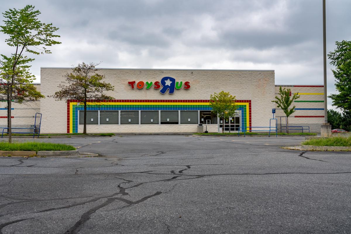 toys r us