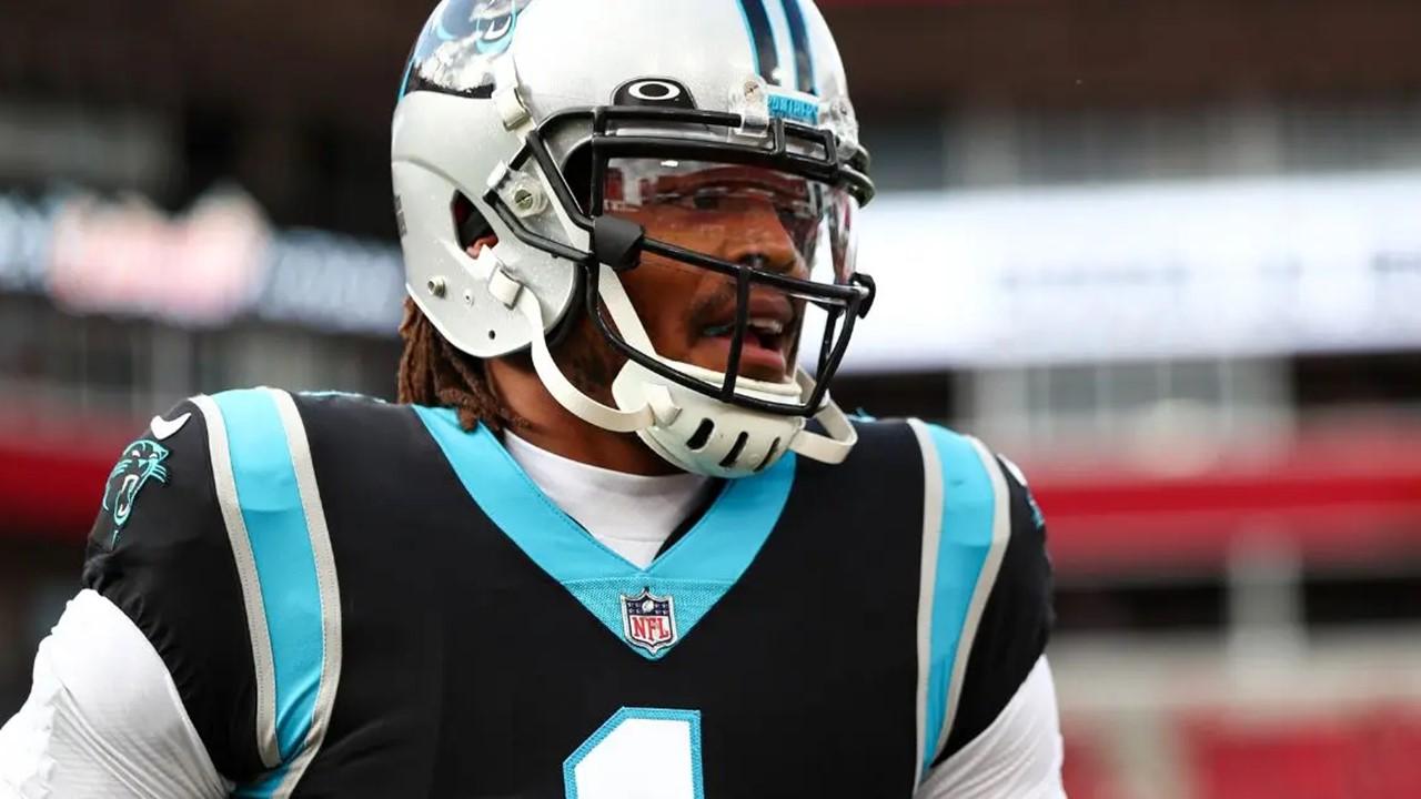  Cam Newton #1 of the Carolina Panthers warms up prior to an NFL game against the Tampa Bay Buccaneers