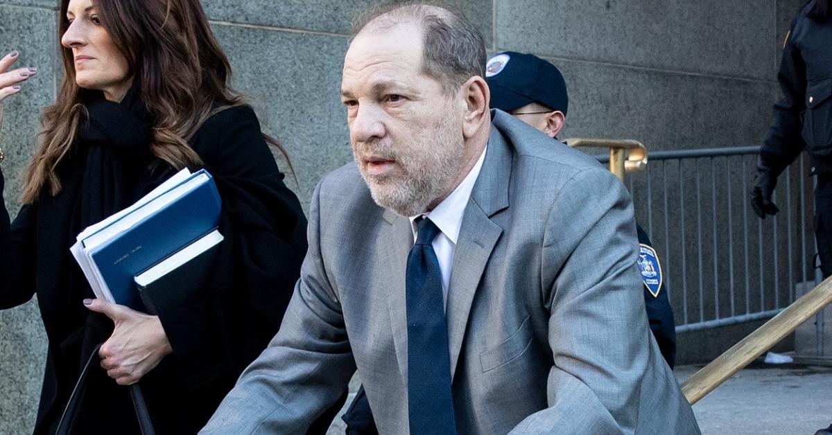 Harvey Weinstein leaves court