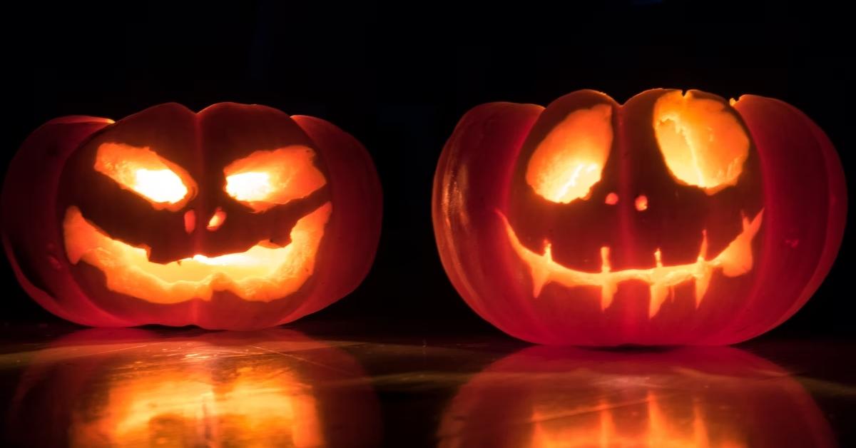 50 HalloweenThemed Group Chat Names for You and Your Friends