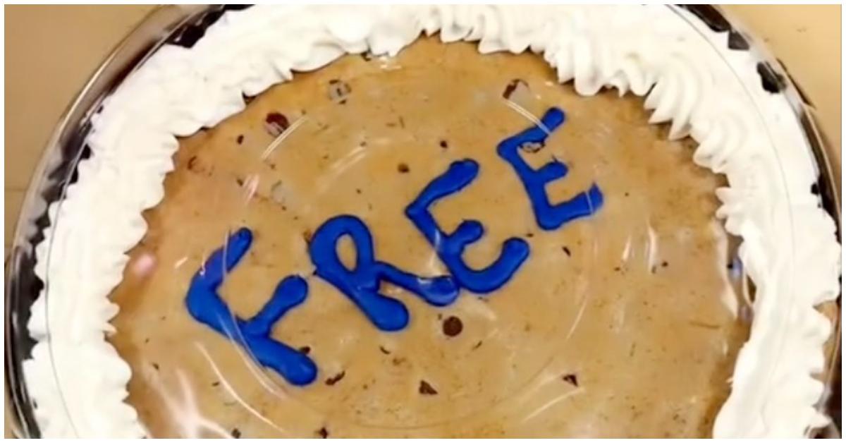 A Kroger Juneteenth cookie cake.