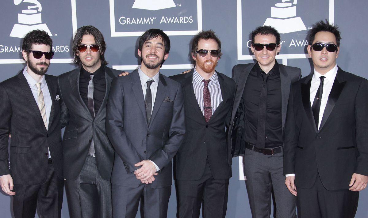 Linkin Park poses on the Grammy Awards red carpet