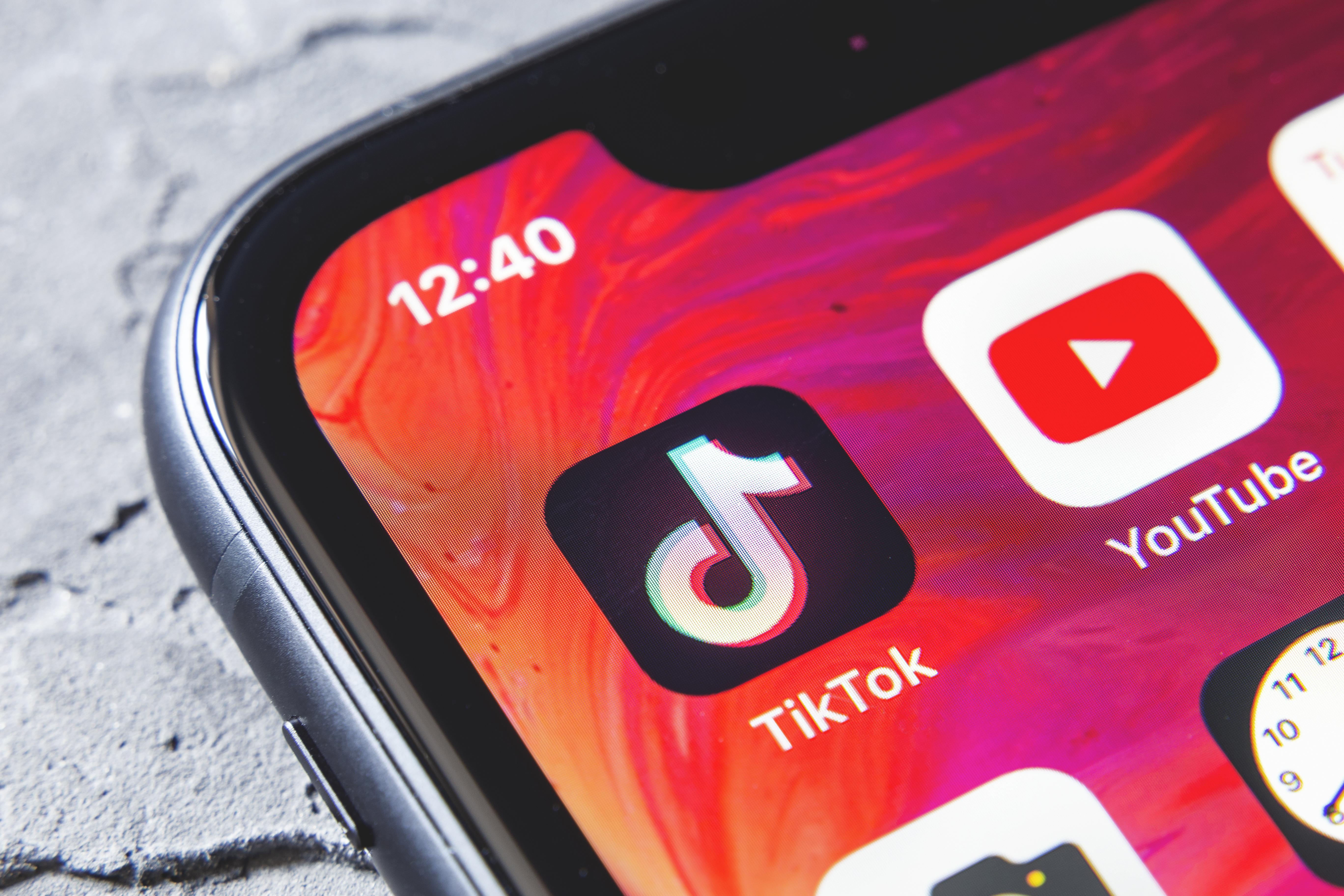 best time to post on tik tok on wednesday