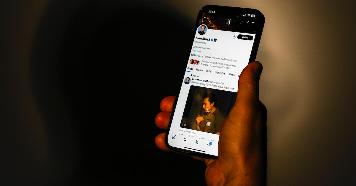 how-to-make-your-likes-private-on-twitter-details