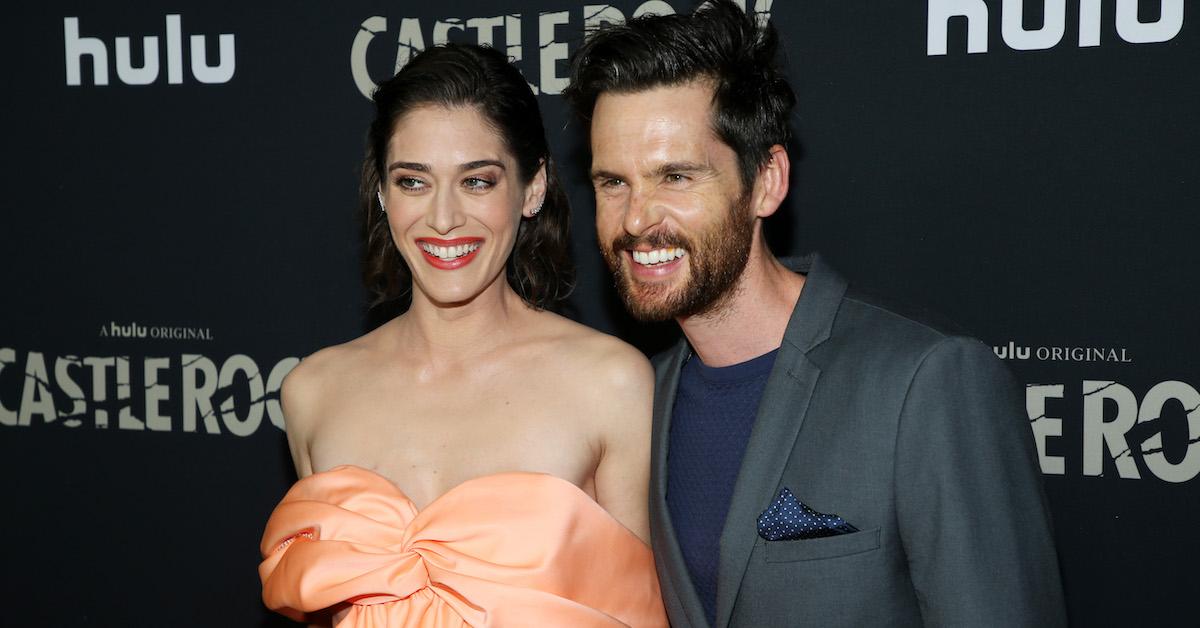 Lizzy Caplan & Tom Riley Are Married - See a Wedding Photo!: Photo