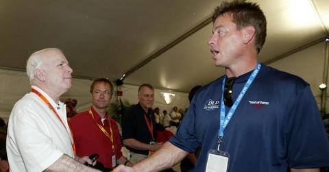 troy aikman political party