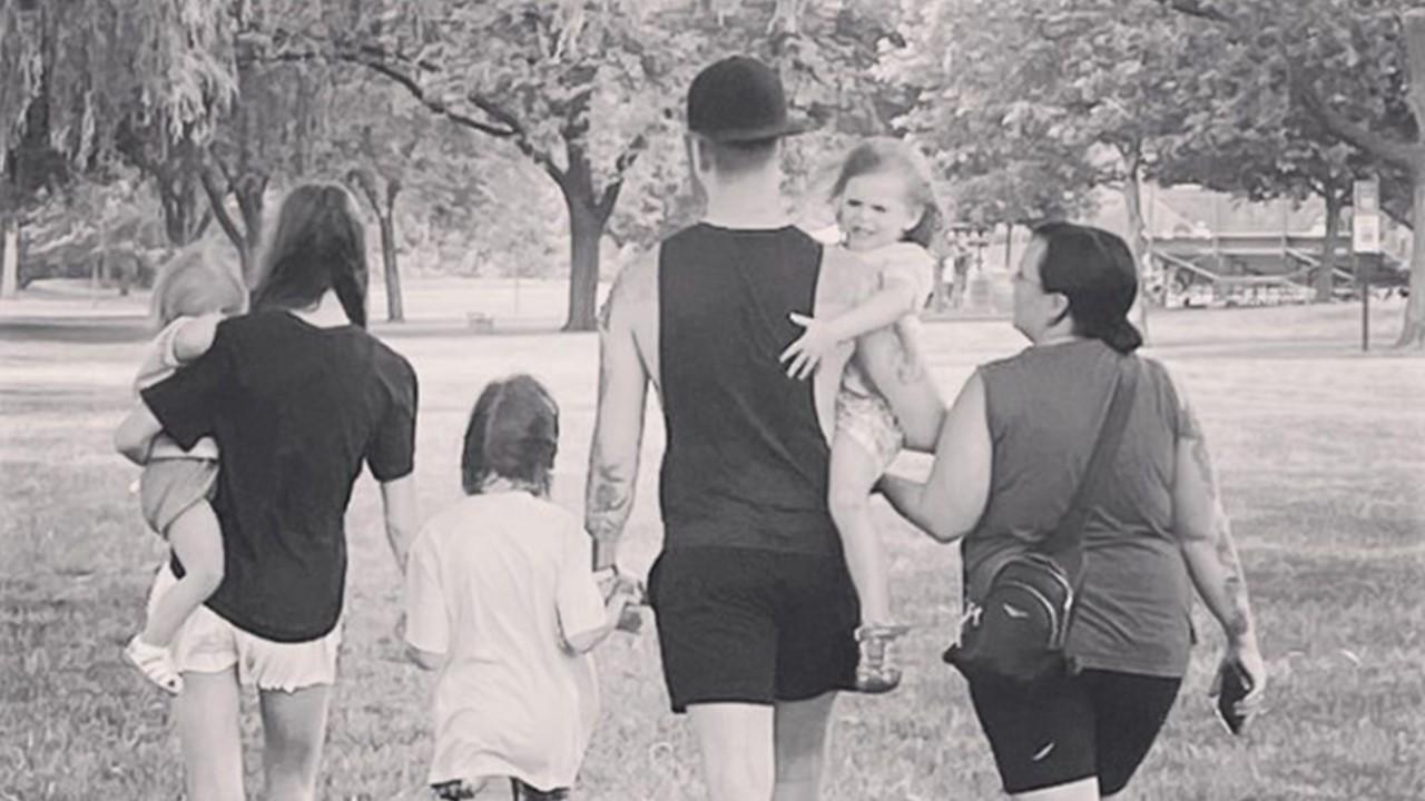 Tyler and Catelynn Baltierra walking with their daughters Rya, Carly, Nova, and Vaeda