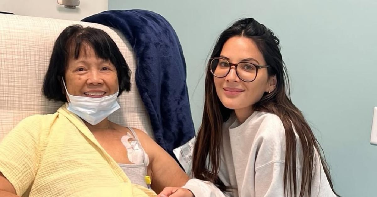 olivia munn mom cancer