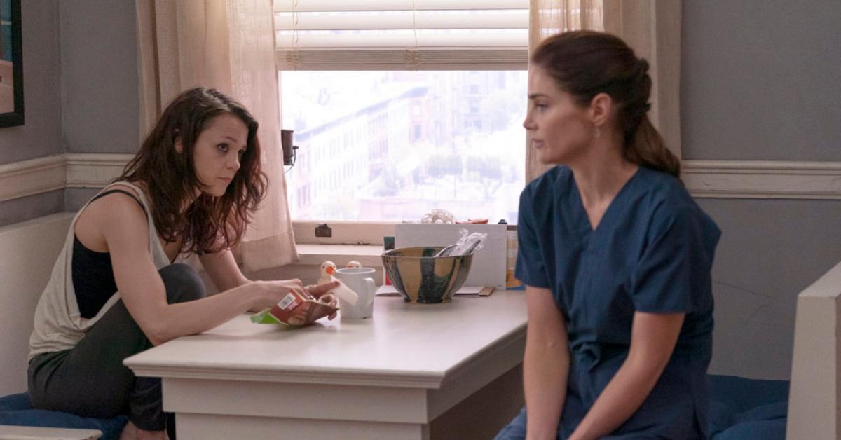  Janet Montgomery as Dr. Lauren Bloom, Kathryn Prescott as Vanessa Bloom