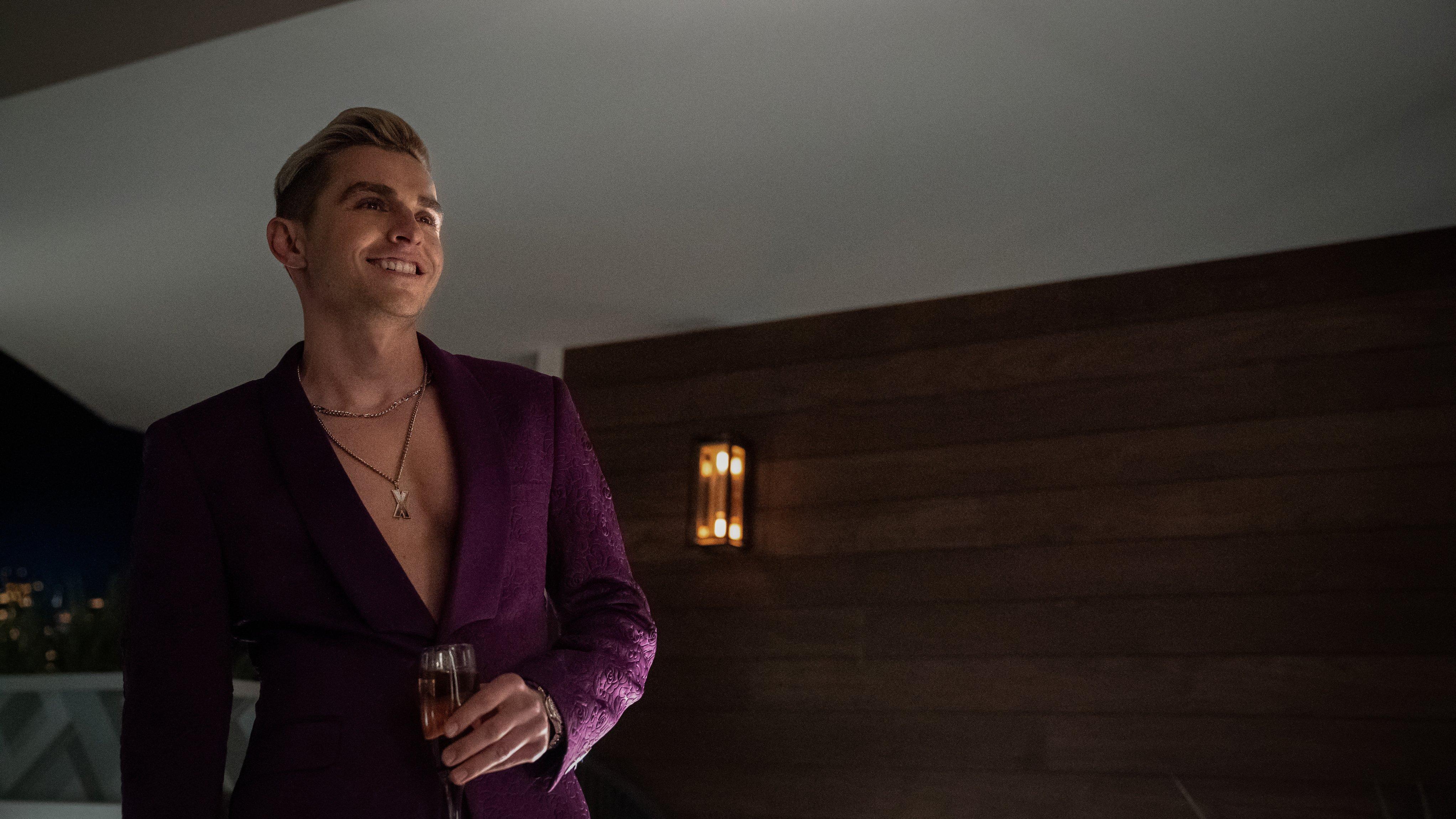 Dave Franco as pop star Xavier in 'The Afterparty'