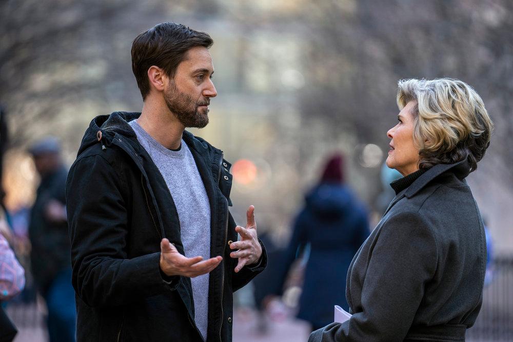 Max talking to Karen on 'New Amsterdam.'