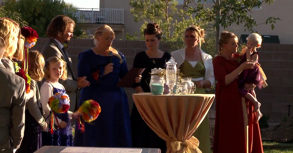 Sister Wives Stunning And Scandalous Ceremony Dresses - tyeepr8